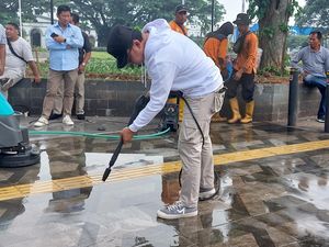 Bima Arya Ngaku Sudah 2 Hari Ngantor di Alun-alun Bogor, Ada Apa?