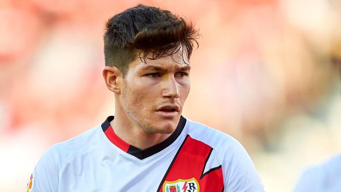 MALLORCA, SPAIN - JUNE 04: Fran Garcia of Rayo Vallecano looks on during the LaLiga Santander match between RCD Mallorca and Rayo Vallecano at Visit Mallorca Estadi on June 04, 2023 in Mallorca, Spain. (Photo by Cristian Trujillo/Quality Sport Images/Getty Images)