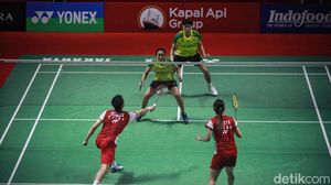 Ganda Campuran RI Diterkam Pasangan Nomor Satu Dunia