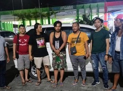 Tepergok Angkut Kayu, Pelaku Illegal Logging di Situbondo Keroyok Petugas