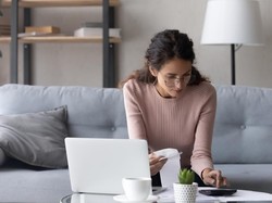 Dukungan Internet Cepat Bikin Kelola Keuangan Lebih Efektif