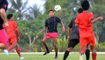 Jesse Lingard Motivasi Pemain Muda Bali United