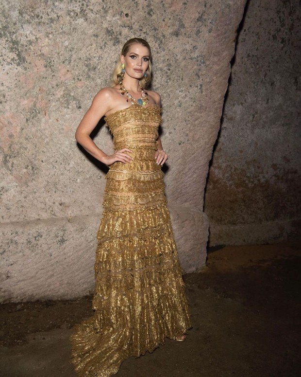 Lady Kitty Spencer's style when wearing gold clothes