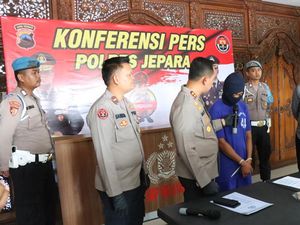 Awal Terungkapnya Kasus Pasutri Jepara Paksa Threesome Gadis ABG Awal Terungkapnya Kasus Pasutri Jepara Paksa Threesome Gadis ABG