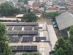 Blue Bird Pasang PLTS Rp 2 M di Atap Kantor Kapasitas 215,6 kWp