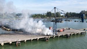 Potret Konveyor Batu Bara yang Terbakar di Pelabuhan Jetty Meulaboh Aceh