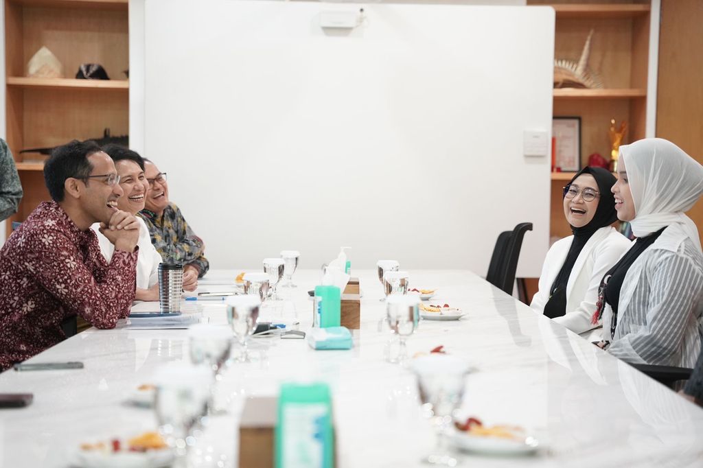 Putri Ariani dan Nadiem Makarim