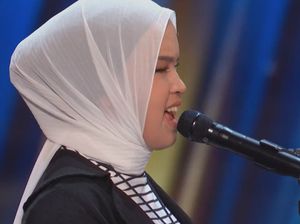 Ups! Kiky Saputri Sebut Putri Ariani Terlalu Banyak Ditunggangi Politik Ups! Kiky Saputri Sebut Putri Ariani Terlalu Banyak Ditunggangi Politik