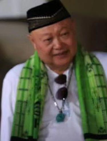 Salman Al Farisi meninggal dunia.