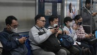 Anker Diminta Pakai Masker, Penumpang Pesawat Cek Jadwal