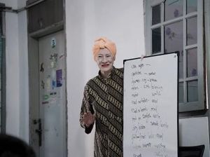 Cerita Guru Vicki Richardson: Mengajar di Indonesia hingga Ungkap Perbedaannya dengan di Australia Cerita Guru Vicki Richardson: Mengajar di Indonesia hingga Ungkap Perbedaannya dengan di Australia