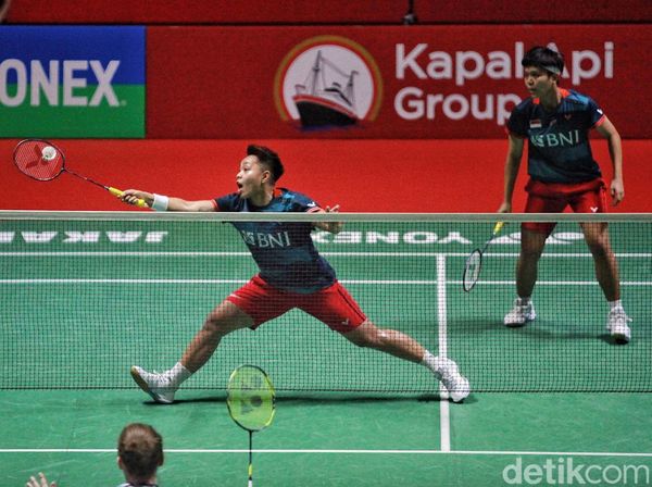 Apriyani/Fadia Lolos ke 16 Besar Indonesia Open 2023