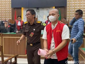 Bripda HS Perampok-Pembunuh Sopir Taksi Dibui Seumur Hidup Bripda HS Perampok-Pembunuh Sopir Taksi Dibui Seumur Hidup