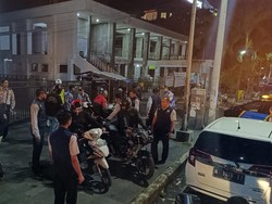 Dishub Kota Malang Angkut Motor Parkir di Trotoar, Pelanggar Didominasi Remaja