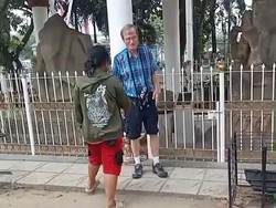 Pemalak Turis  Saat Foto di Palembang Minta Maaf-Ngaku Nyesal usai Ditangkap