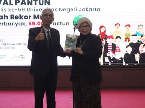 Festival Pantun UNJ Pecahkan Rekor MURI