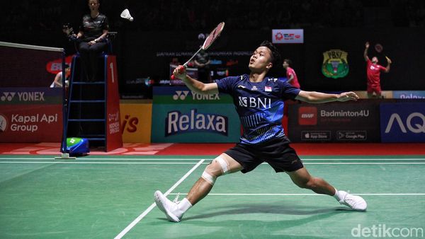 Ginting Melangkah Mulus ke 16 Besar Indonesia Open 2023