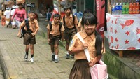 Janji Seragam Sekolah Gratis Wali Kota Palopo Tak Kunjung Terealisasi