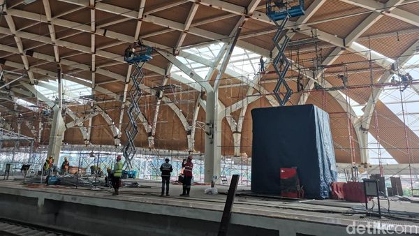 Pembangunan Stasiun Halim Dikebut Jelang Operasi Kereta Cepat