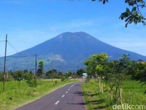 Gunung Dempo Berstatus Waspada, Ini Imbauan untuk Pendaki Jelang 17 Agustus