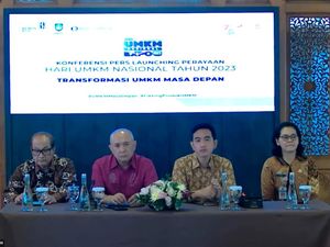 Menkop: 97% Lapangan Kerja Disediakan oleh Pelaku UMKM