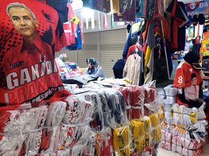 Cerita Pedagang Pasar Senen yang Mulai Kebanjiran Order Jelang Pemilu