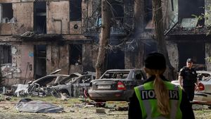 Rudal Rusia Hantam Kampung Halaman Zelenskiy, 11 Orang Tewas