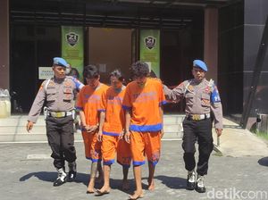 Peredaran Uang Palsu di Sidoarjo Terbongkar Berkat Laporan Cewek MiChat Peredaran Uang Palsu di Sidoarjo Terbongkar Berkat Laporan Cewek MiChat