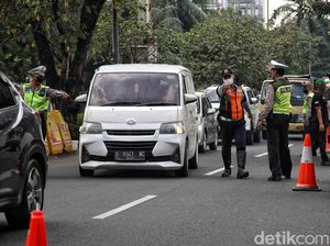 Besok Uji Coba Tilang Uji Emisi di Jakarta, Razia Masif Dilakukan 3 Bulan Besok Uji Coba Tilang Uji Emisi di Jakarta, Razia Masif Dilakukan 3 Bulan