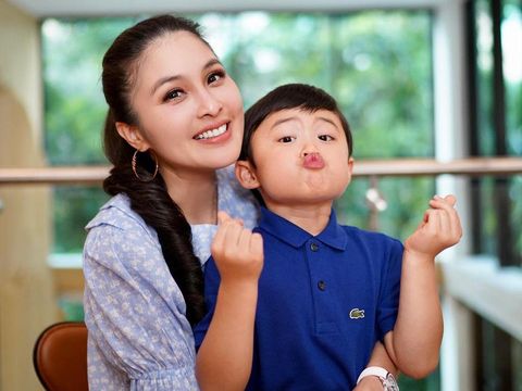 Anak Sandra Dewi
