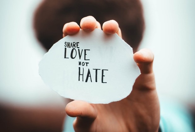 Body Shaming Bisa Berdampak Buruk pada Korban/Foto: Unsplash.com/Dan Edge