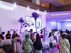 OPPO Beri Penawaran Eksklusif ke Pengunjung Jakarta Fair 2023
