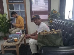 Bule Amerika yang Jadi Sopir Angkot di Jalanan Bali Dideportasi