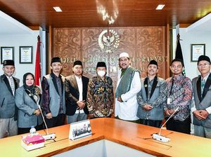 HNW Minta Ormas Islam buat Ajak Umat Tidak Golput Saat Pemilu 2024