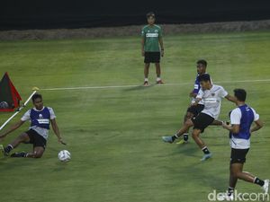 Melihat Aksi Pemain Timnas Indonesia Latihan Jelang Lawan Argentina Melihat Aksi Pemain Timnas Indonesia Latihan Jelang Lawan Argentina