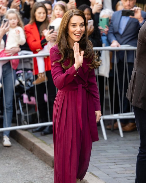 Busana Kate Middleton, istri Pangeran William