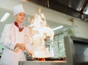 Mengenal Prodi D4 Manajemen Industri Jasa Makanan, Cocok untuk yang Hobi Kulineran! Mengenal Prodi D4 Manajemen Industri Jasa Makanan, Cocok untuk yang Hobi Kulineran!