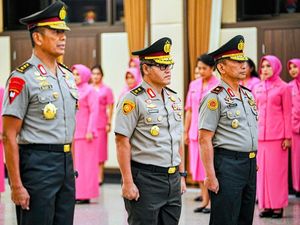 Kapolri Pimpin Korps Rapor, Rudy Sufahriadi dan Suntana Promosi Bintang 3 Kapolri Pimpin Korps Rapor, Rudy Sufahriadi dan Suntana Promosi Bintang 3