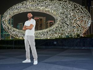 Karim Benzema Liburan ke Dubai, Netizen Salfok ke Foto Karim Benzema Liburan ke Dubai, Netizen Salfok ke Foto