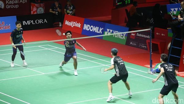 Leo/Daniel Kalahkan Ganda Malaysia Dua Gim Langsung