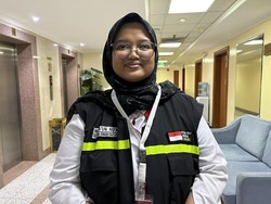 Cerita Keikhlasan Petugas Haji, Rawat Jemaah Lansia Sakit Karena Ingat Ibu