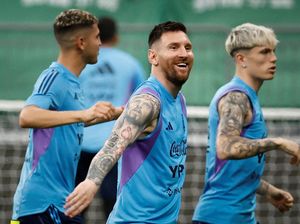 Potret Lionel Messi Latihan Bareng Timnas Argentina di China Potret Lionel Messi Latihan Bareng Timnas Argentina di China