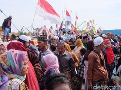 Melihat Tradisi Ngater Kajien Warga Gili Ketapang Demi Muliakan Tamu Allah