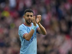 Klub Arab Saudi Incar Riyad Mahrez, Man City Buka Pintu