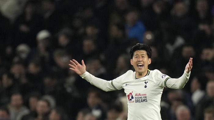 Tottenhams Son Heung-min celebrates after scoring his sides second goal during the English Premier League soccer match between Tottenham Hotspur and Manchester United at White Hart Lane, in London, England, Thursday, April 27, 2023. (AP Photo/Alastair Grant)