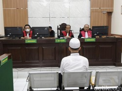 2 Penyunat Dana Hibah Tasikmalaya Divonis 7 dan 4,5 Tahun Bui