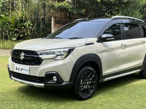Harga Mobil Hybrid Suzuki Masih Bisa Lebih Murah Harga Mobil Hybrid Suzuki Masih Bisa Lebih Murah