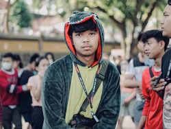 Kisah Ajik Somplak Bangkit dari Krisis Dunia Nyata dan Sukses di Jagat Maya