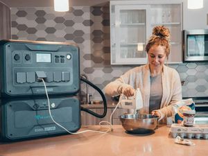 BLUETTI Indonesia Hadirkan Kemudahan Mengakses Mobile Solar Power