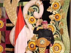 Ganjar Ibaratkan Pemimpin Seperti Bumi: Harus Siap Diinjak Kepalanya